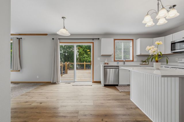 1002 Poe Avenue, Ames, IA 50014