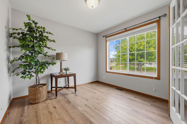 1002 Poe Avenue, Ames, IA 50014