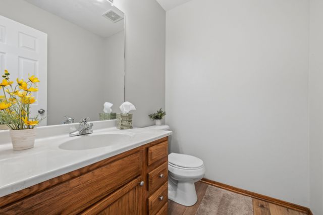 1002 Poe Avenue, Ames, IA 50014