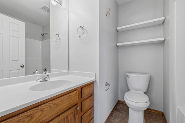 1002 Poe Avenue, Ames, IA 50014