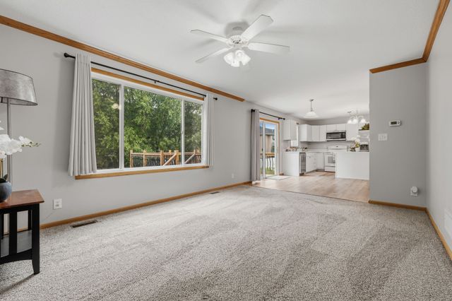 1002 Poe Avenue, Ames, IA 50014