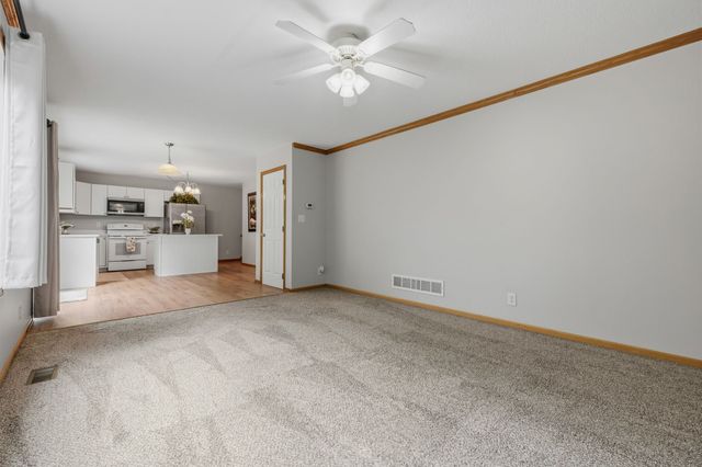 1002 Poe Avenue, Ames, IA 50014