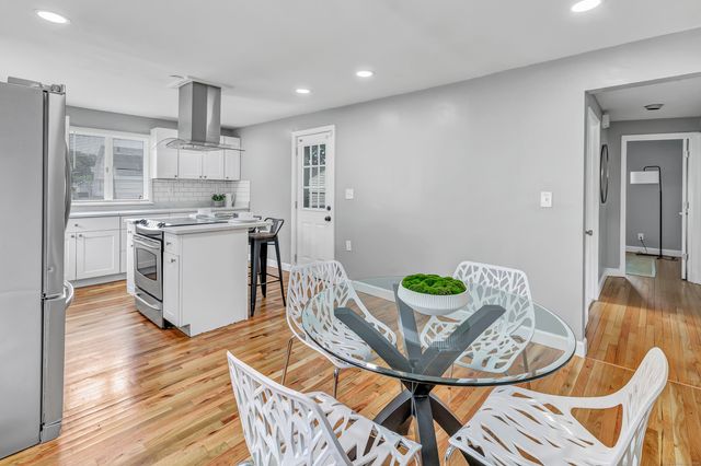 84 Oxford Street, Bridgeport, CT 06606