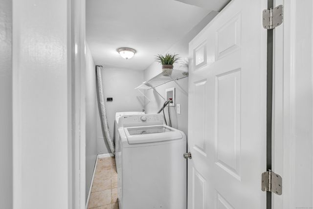 84 Oxford Street, Bridgeport, CT 06606
