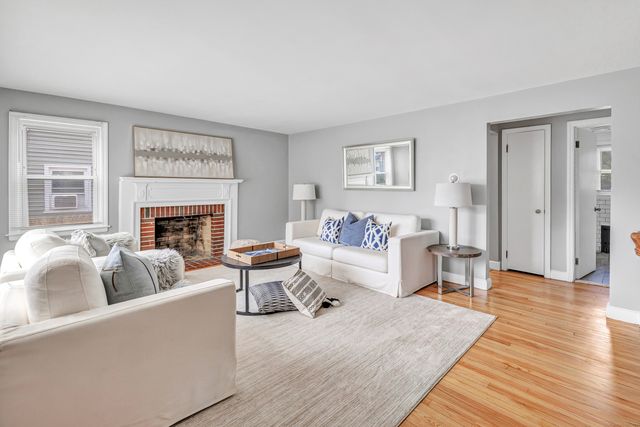 84 Oxford Street, Bridgeport, CT 06606