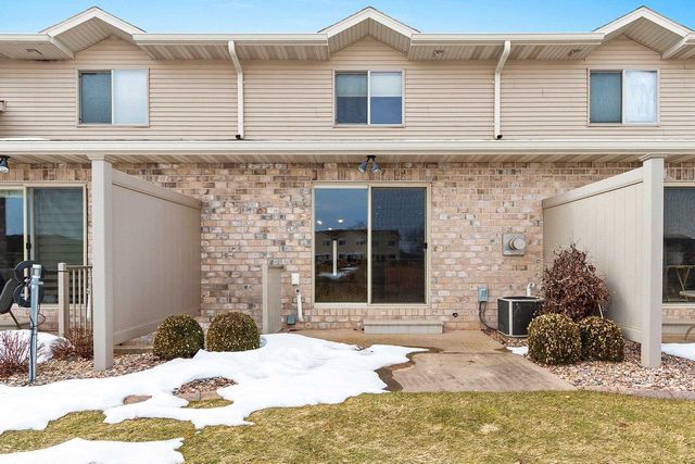 2191 TRAILSIDE LANE, De Pere, WI 54115