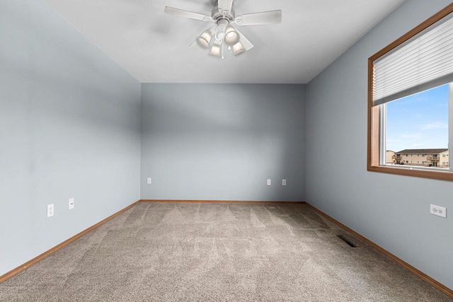 2191 TRAILSIDE LANE, De Pere, WI 54115