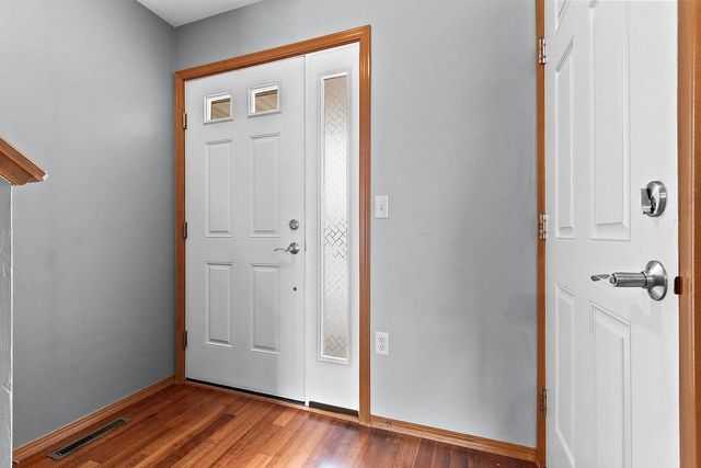 2191 TRAILSIDE LANE, De Pere, WI 54115