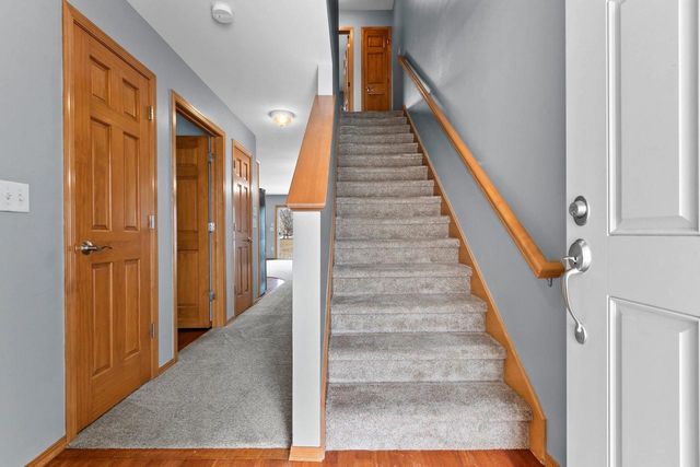 2191 TRAILSIDE LANE, De Pere, WI 54115