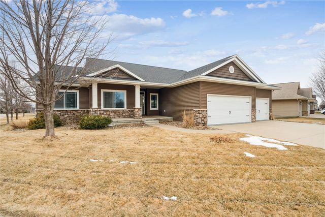3113 Carlisle Circle, Marion, IA 52302