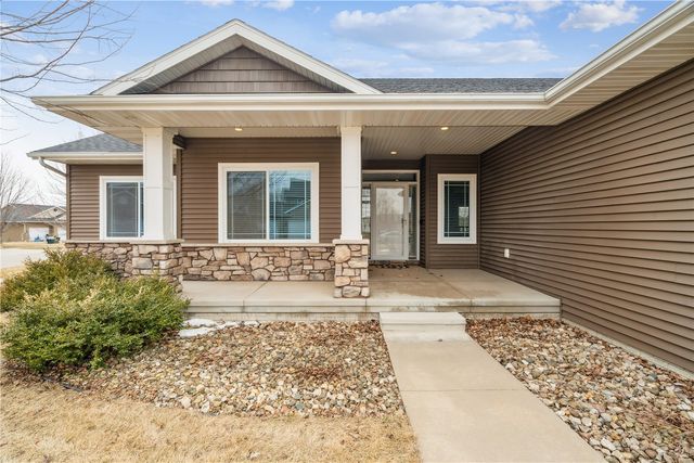 3113 Carlisle Circle, Marion, IA 52302