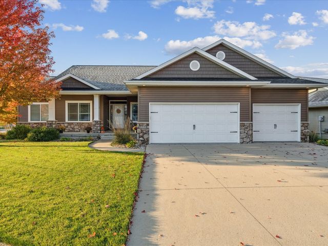 3113 Carlisle Circle, Marion, IA 52302