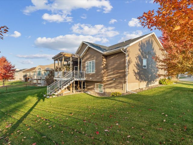 3113 Carlisle Circle, Marion, IA 52302