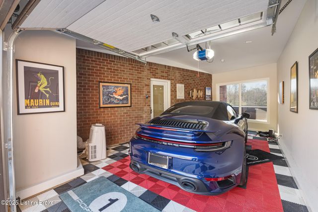 1804 Rivers Landing Dr, Prospect, KY 40059