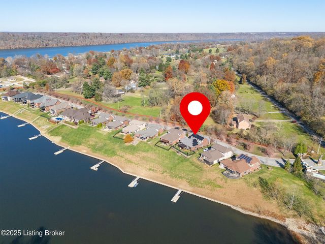 1804 Rivers Landing Dr, Prospect, KY 40059