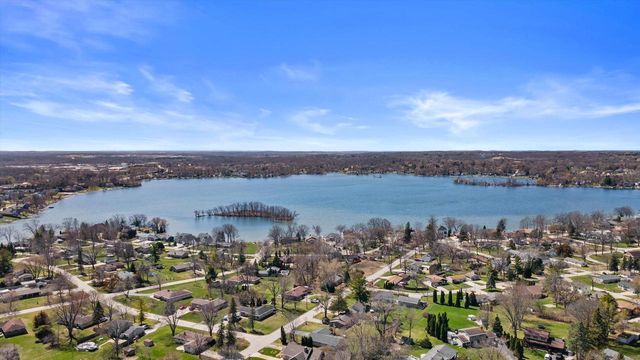 W170S7011 Southern DRIVE, Muskego, WI 53150