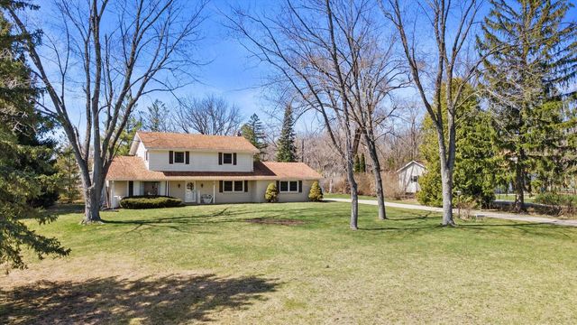 W170S7011 Southern DRIVE, Muskego, WI 53150
