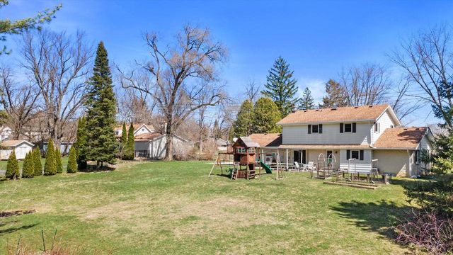 W170S7011 Southern DRIVE, Muskego, WI 53150