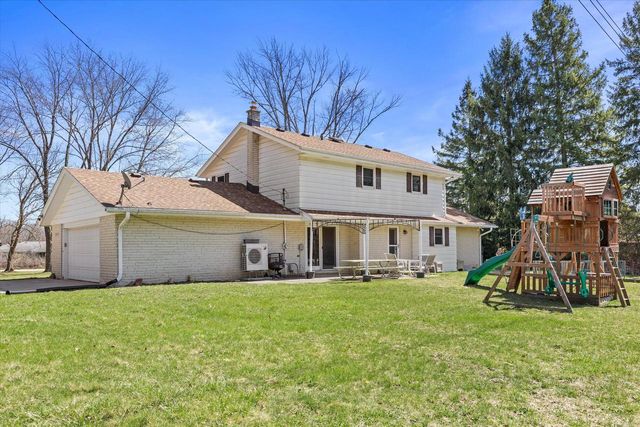 W170S7011 Southern DRIVE, Muskego, WI 53150