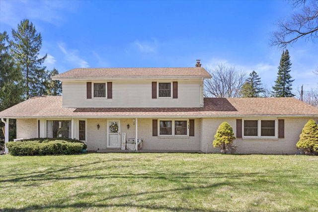 W170S7011 Southern DRIVE, Muskego, WI 53150