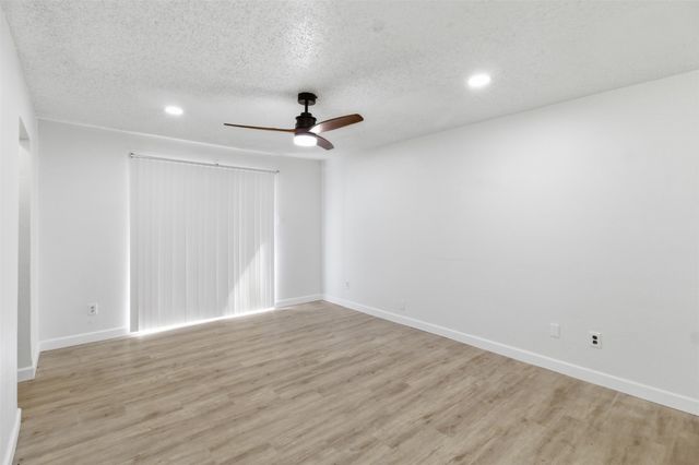 8110 Skillman Street 1034, Dallas, TX 75231