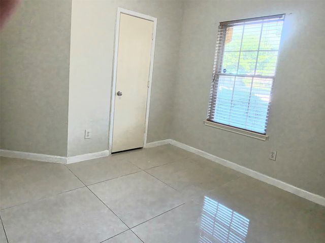 2947 Appaloosa Drive, Dallas, TX 75237