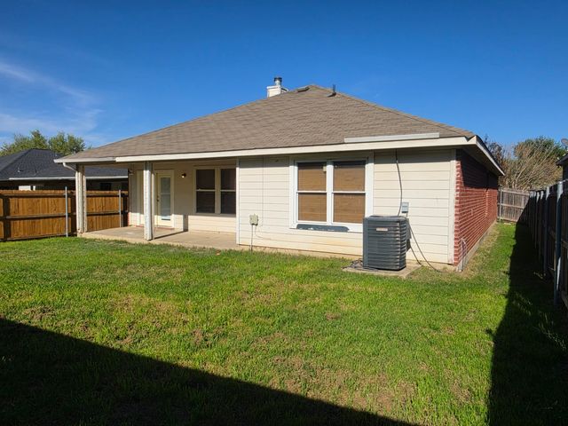 2947 Appaloosa Drive, Dallas, TX 75237