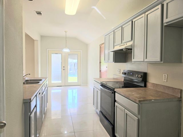 2947 Appaloosa Drive, Dallas, TX 75237