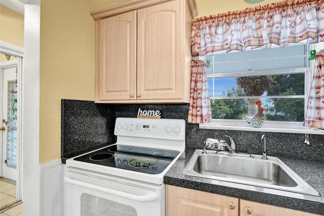 2475 W Golf Boulevard 244, Pompano Beach, FL 33064