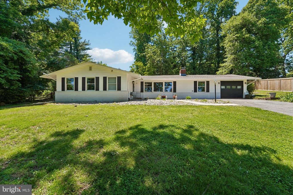 3654 MACALPINE RD, Ellicott City, MD 21042