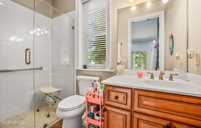 864 Ribaut Road, Beaufort, SC 29902