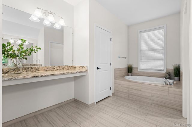 24288 Nepavine Drive, Novi, MI 48374