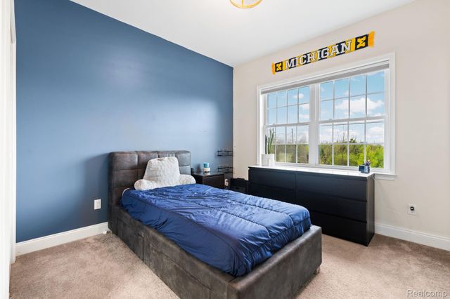 24288 Nepavine Drive, Novi, MI 48374