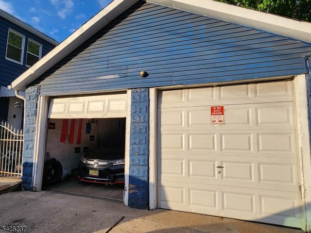 238 Rankin St, Elizabeth City, NJ 07206