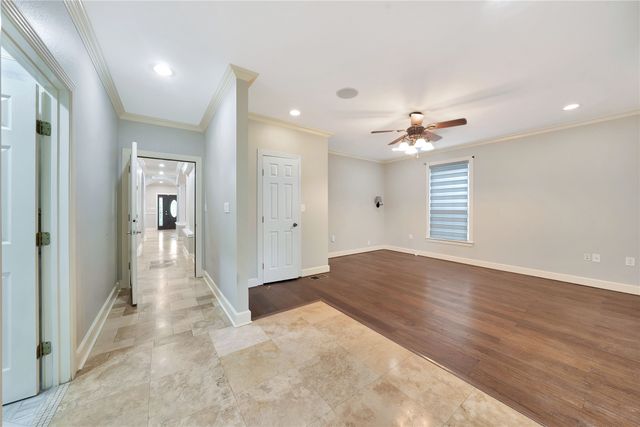 6303 E Grand Avenue, Dallas, TX 75223