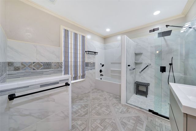 6303 E Grand Avenue, Dallas, TX 75223