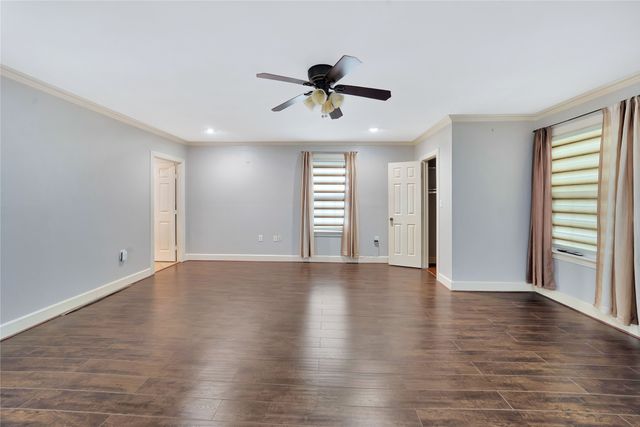 6303 E Grand Avenue, Dallas, TX 75223