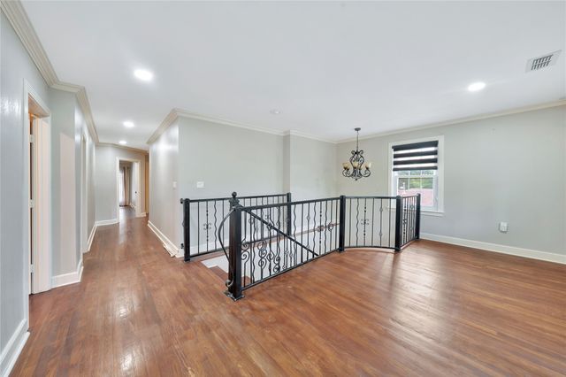 6303 E Grand Avenue, Dallas, TX 75223