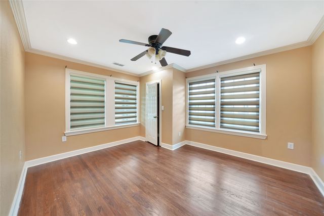6303 E Grand Avenue, Dallas, TX 75223
