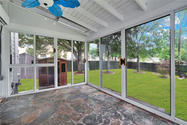 6303 E Grand Avenue, Dallas, TX 75223