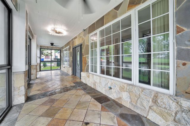 6303 E Grand Avenue, Dallas, TX 75223