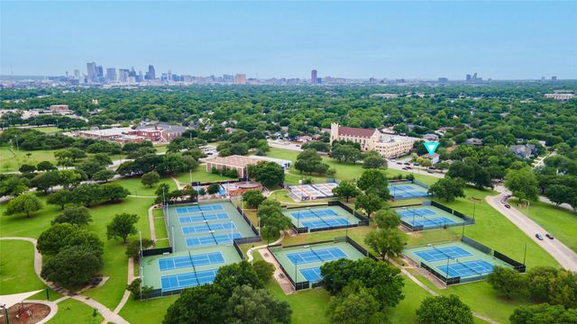 6303 E Grand Avenue, Dallas, TX 75223