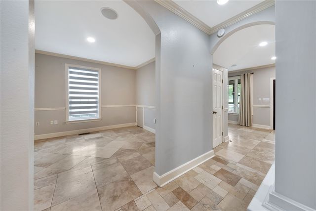 6303 E Grand Avenue, Dallas, TX 75223