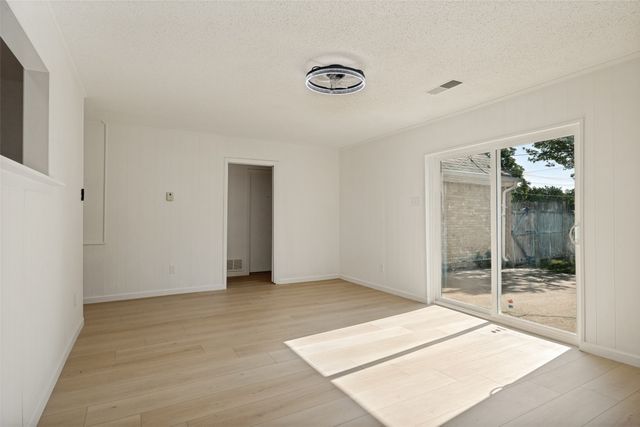 101 S Lois Lane, Richardson, TX 75081