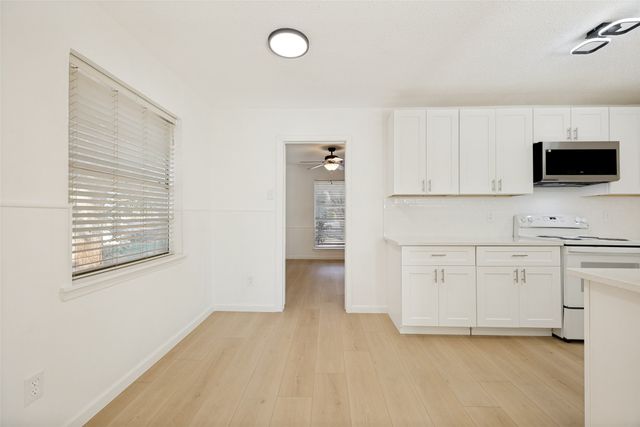 101 S Lois Lane, Richardson, TX 75081
