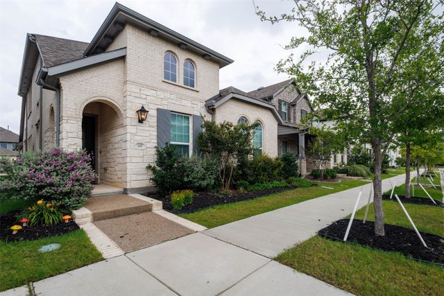 1435 Eden Valleywood Way, Arlington, TX 76005