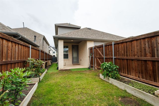 1435 Eden Valleywood Way, Arlington, TX 76005