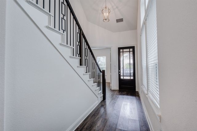 1435 Eden Valleywood Way, Arlington, TX 76005