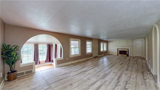 5873 Wadsworth Road, Medina, OH 44256