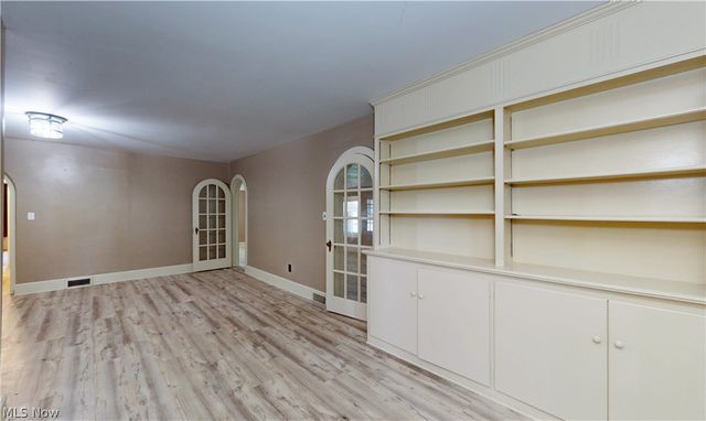 5873 Wadsworth Road, Medina, OH 44256